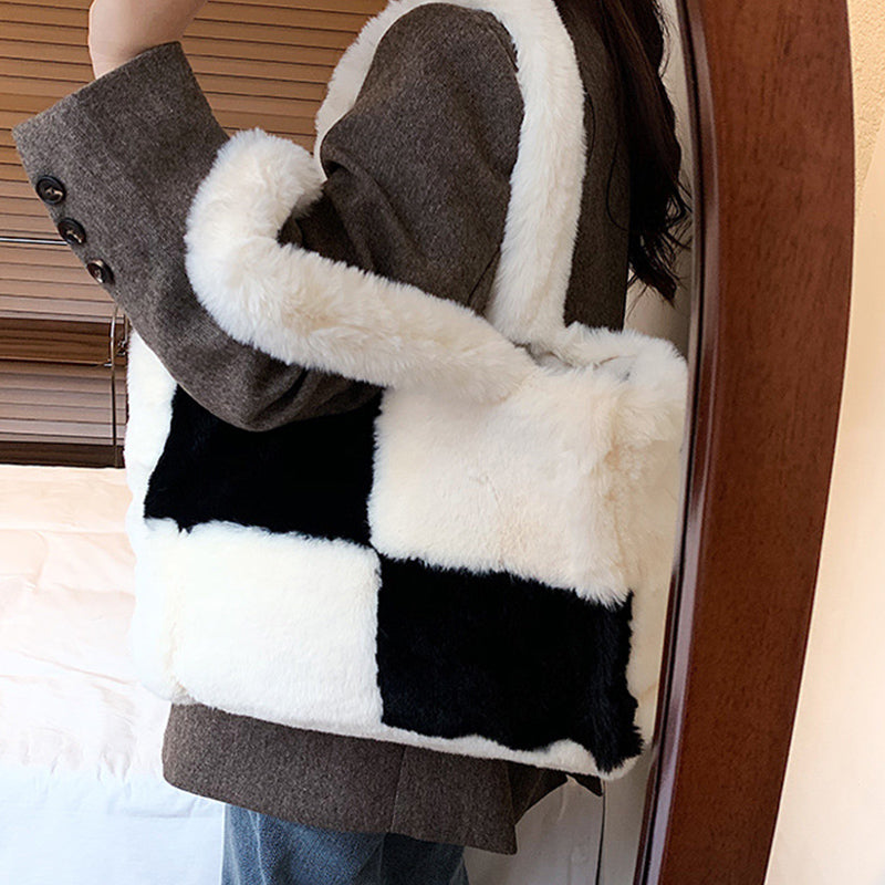 Dante Plüsch-Handtasche | Elegantes Winteraccessoire für Damen