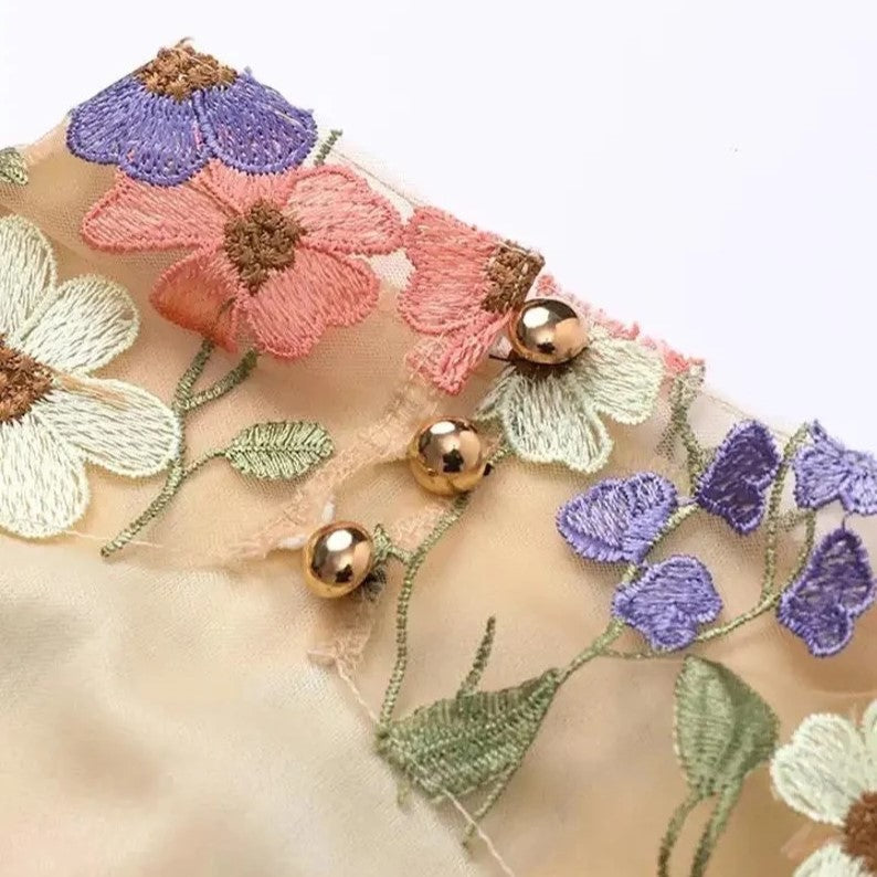 Einzigartige Handgefertigte Blumenrobe